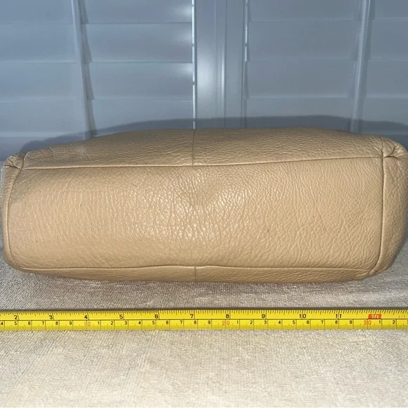 Coach Madison Phoebe Shoulder Bag - K1381-26224 - Picture 4 of 15